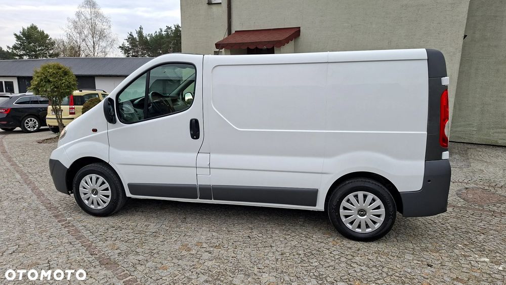 Opel VIVARO - 8
