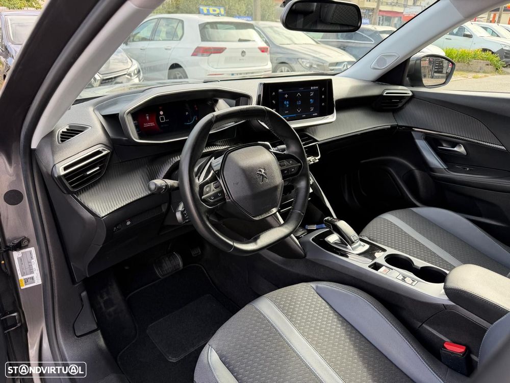 Peugeot 2008 1.5 BlueHDi Allure EAT8 - 9