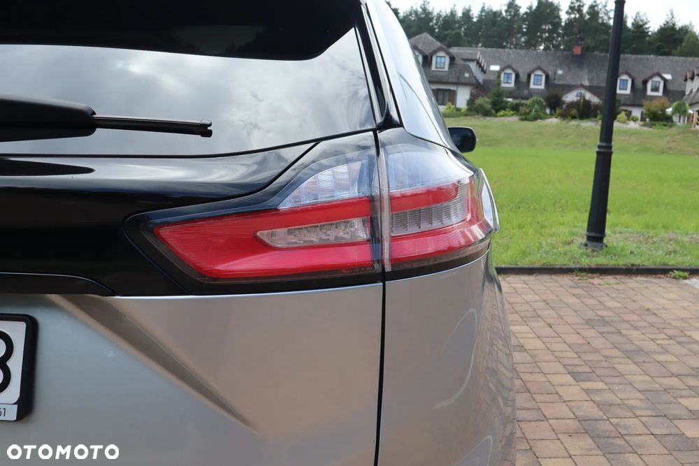 Ford Edge - 7