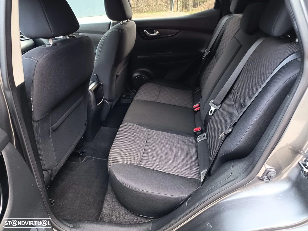 Nissan Qashqai 1.5 dCi Tekna - 10