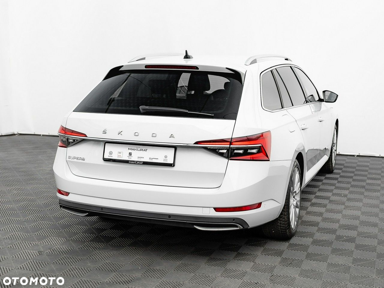 Skoda Superb 2.0 TDI SCR L&K DSG - 6