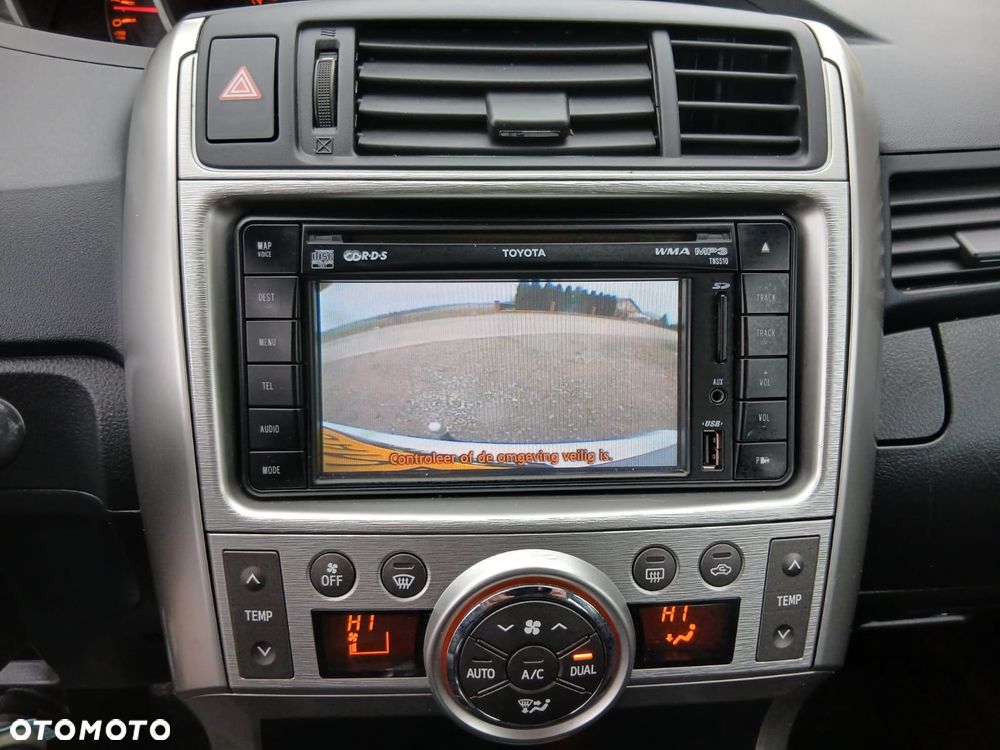 Toyota Verso 1.8 Executive - 26