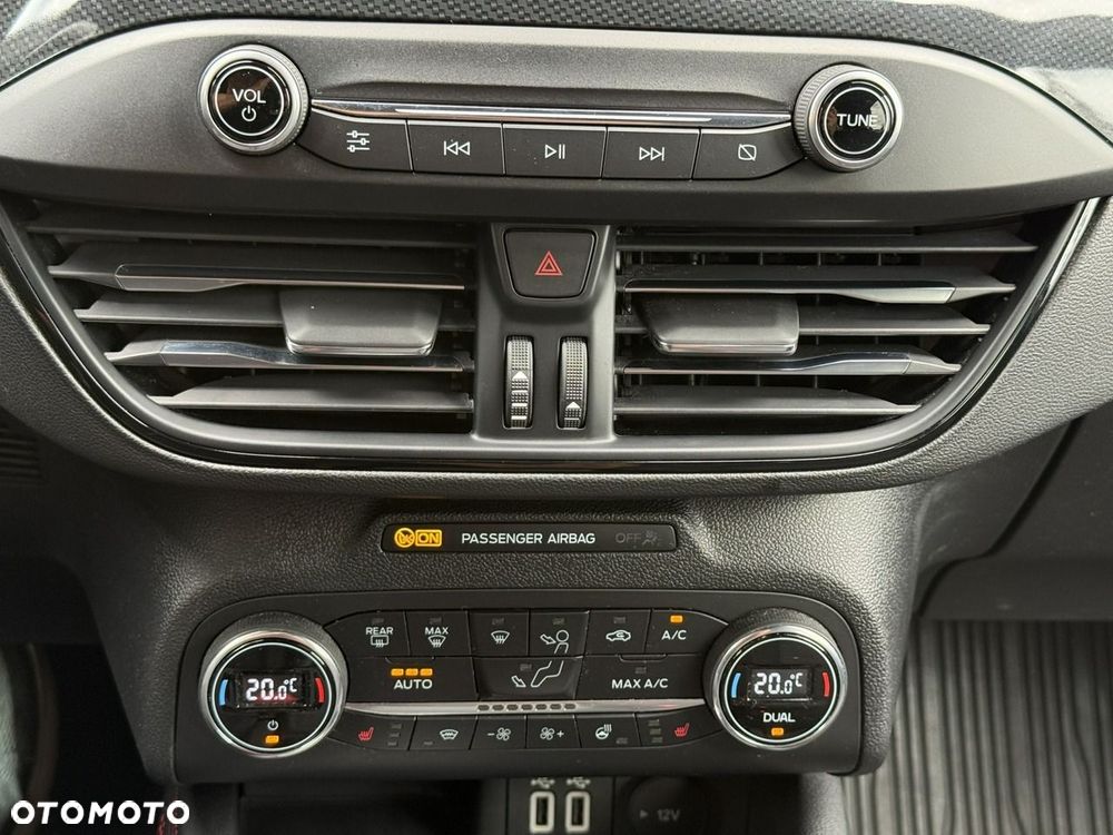 Ford Focus - 27