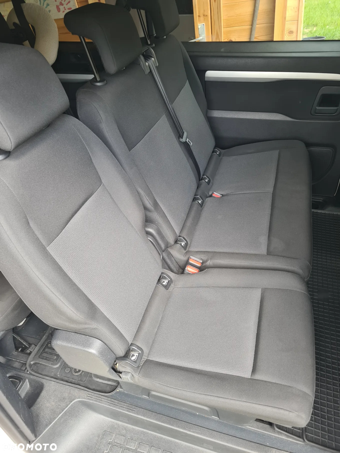 Peugeot Traveller 2.0 BlueHDi Long Business - 17