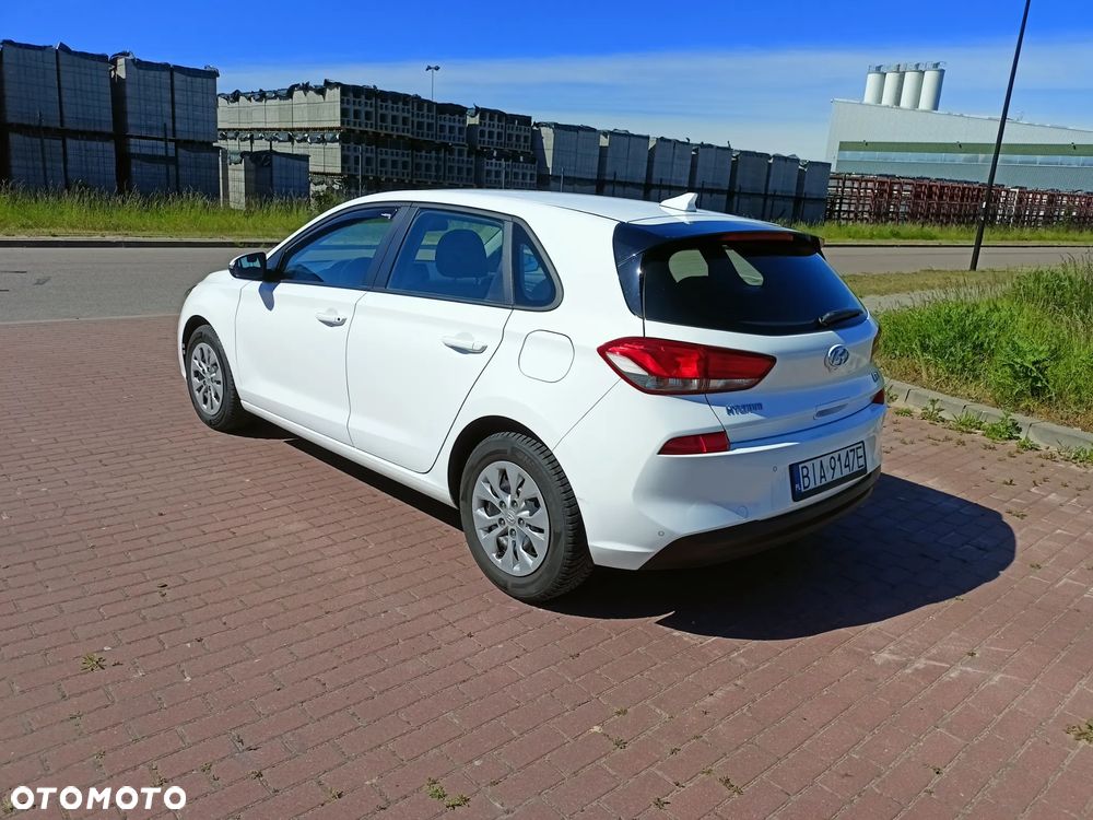 Hyundai i30 1.4 Trend - 6