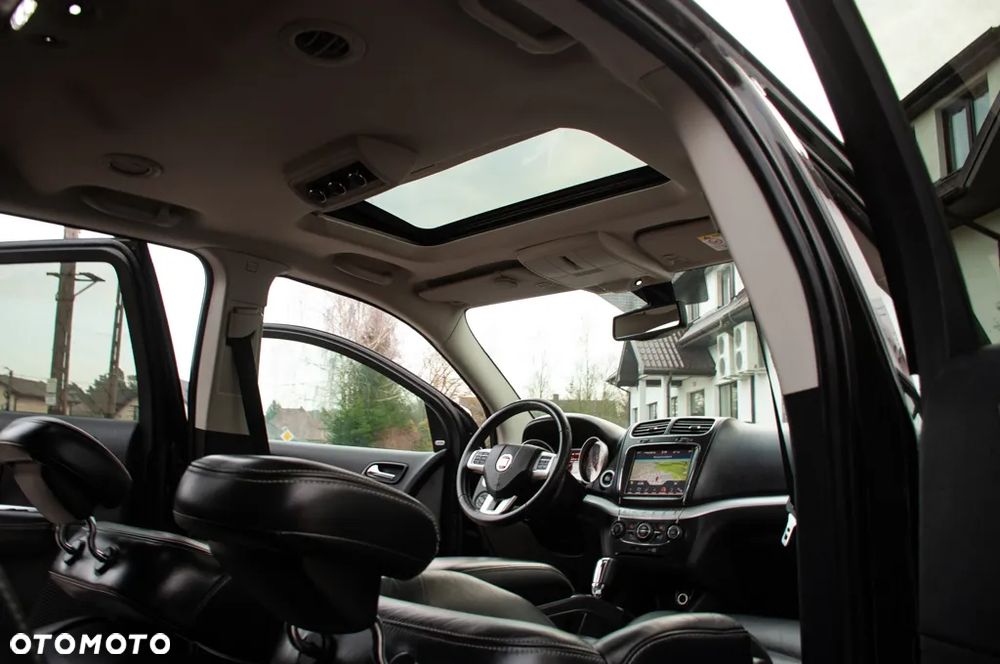 Fiat Freemont 2.0 Multijet 16V DPF Automatik Allrad Black Code - 6