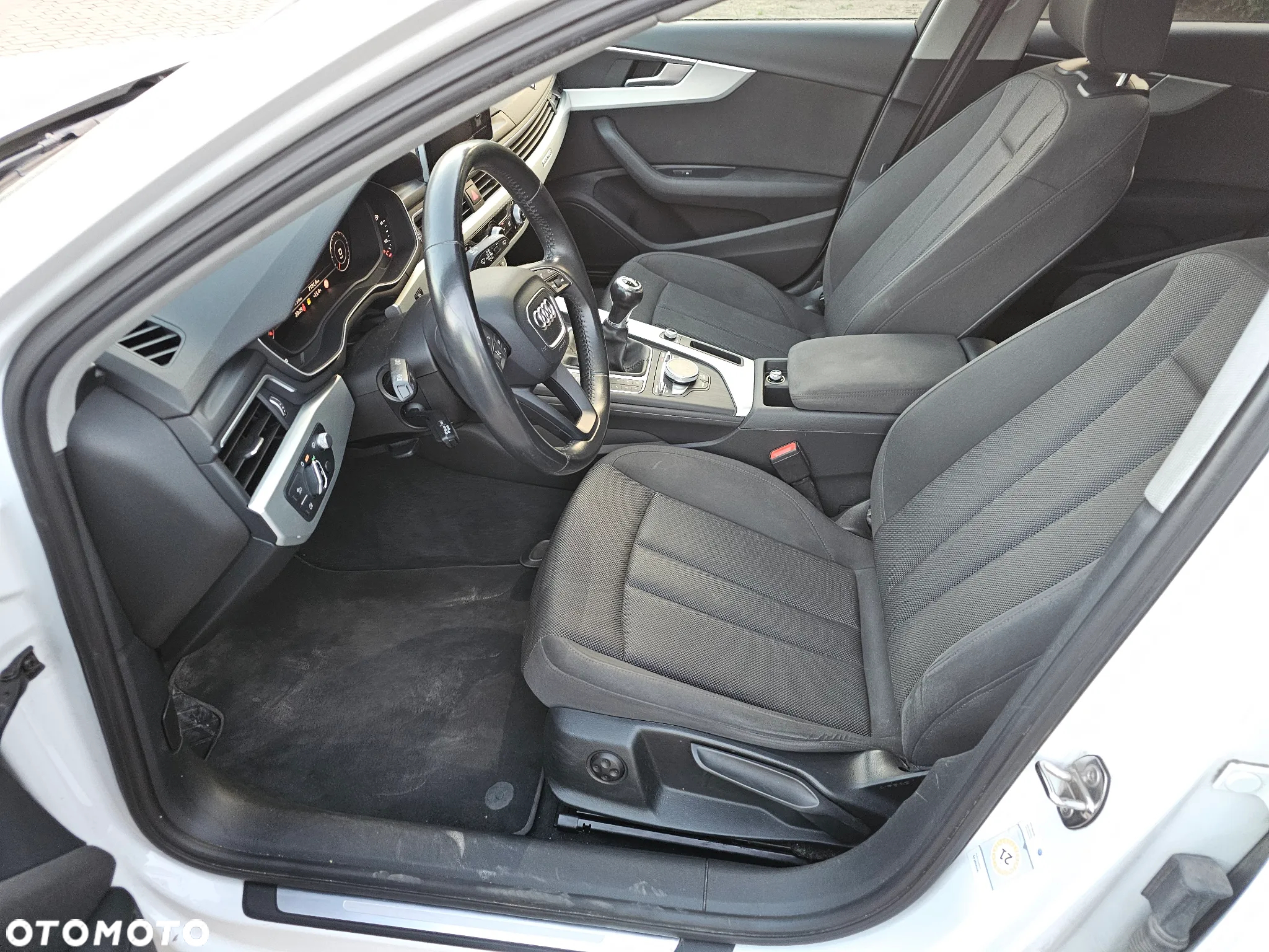 Audi A4 Avant 2.0 TDI quattro sport - 9