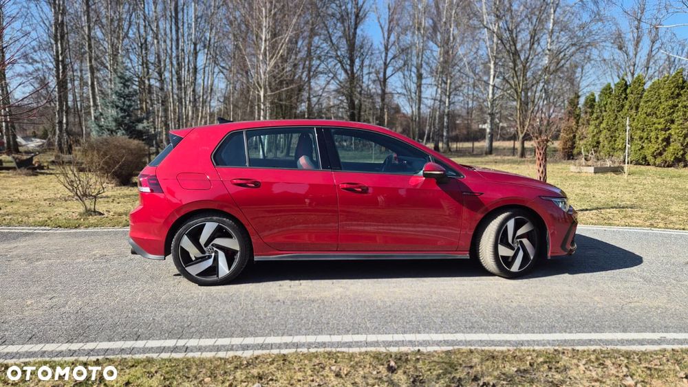 Volkswagen Golf - 10