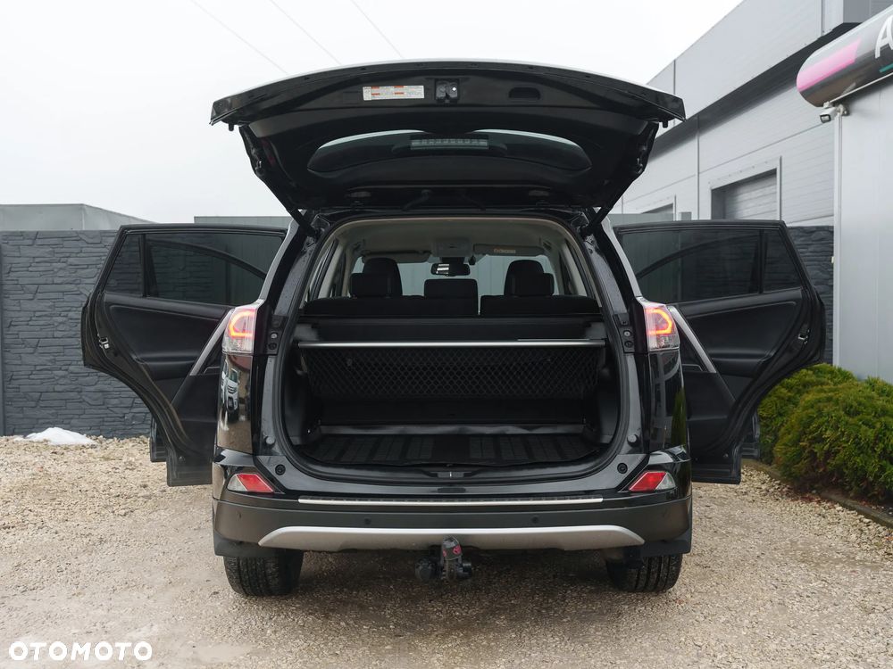 Toyota RAV4 Hybrid Platinum 4x2 - 14