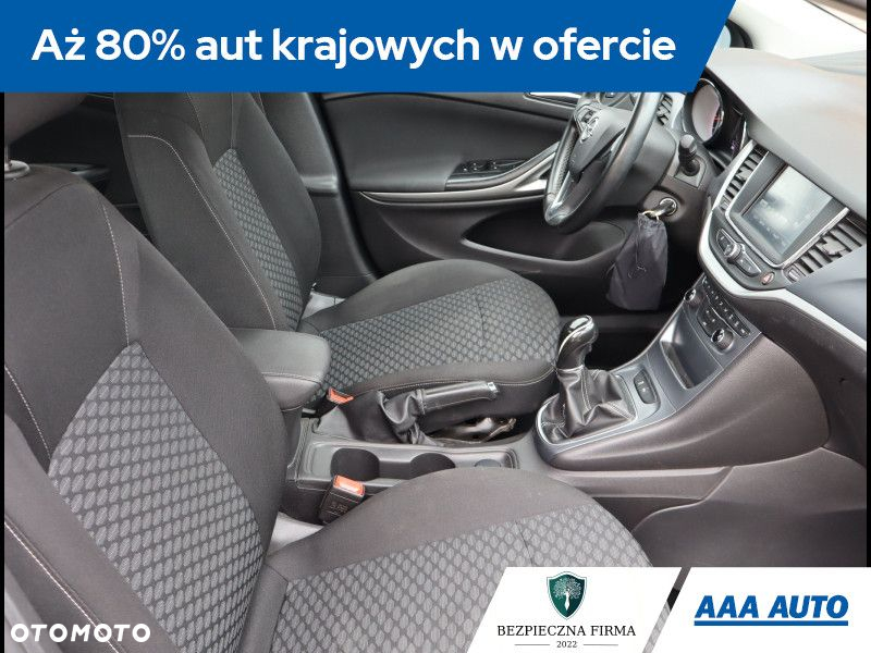 Opel Astra - 10