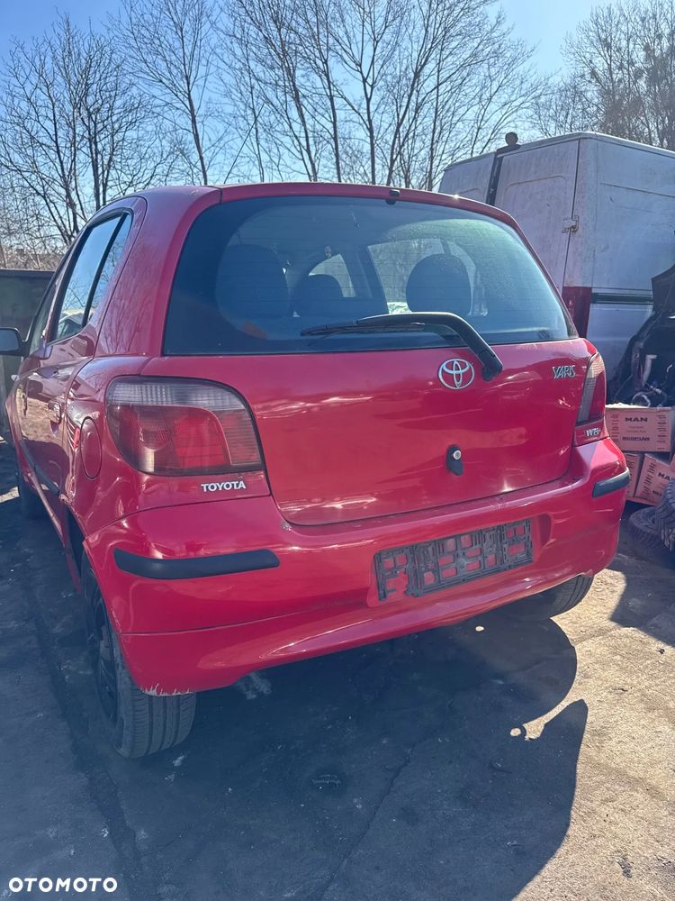 TOYOTA YARIS I na części - 4
