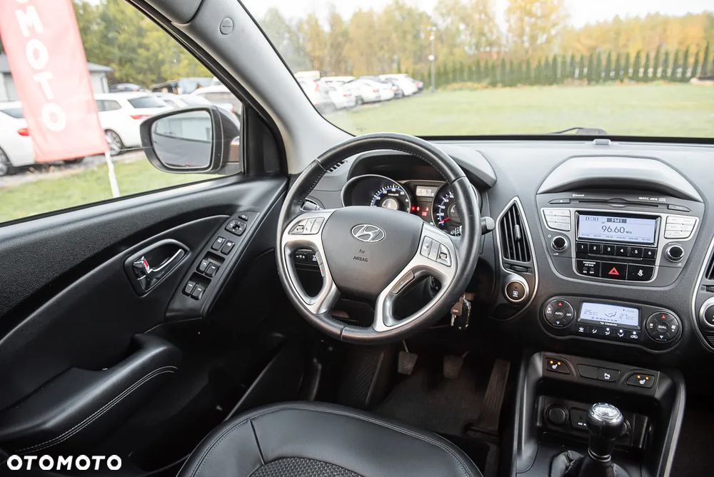 Hyundai ix35 2.0 4WD Premium - 27