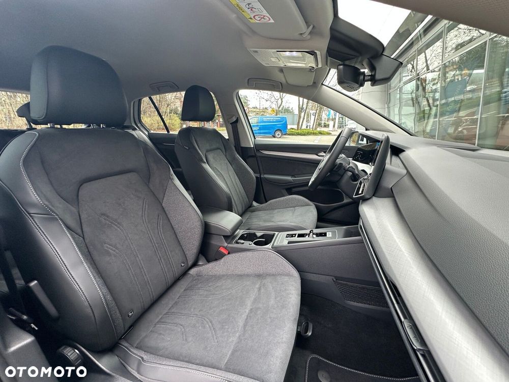 Volkswagen Golf 1.5 TSI EHybrid PHEV 150kW Life Plus DSG - 15