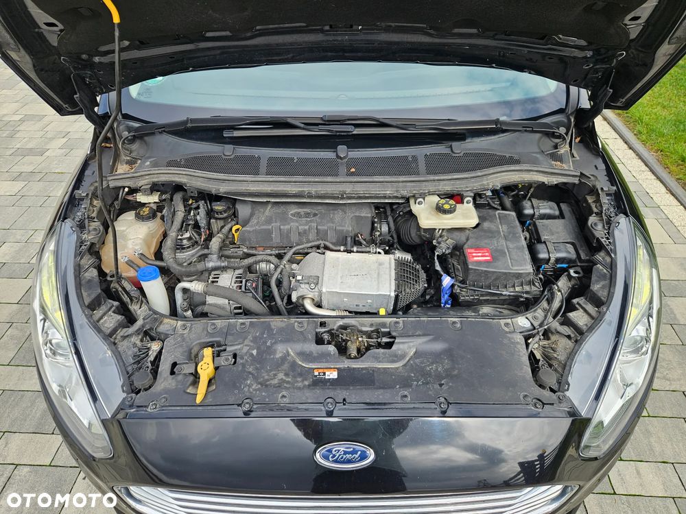 Ford S-Max - 31