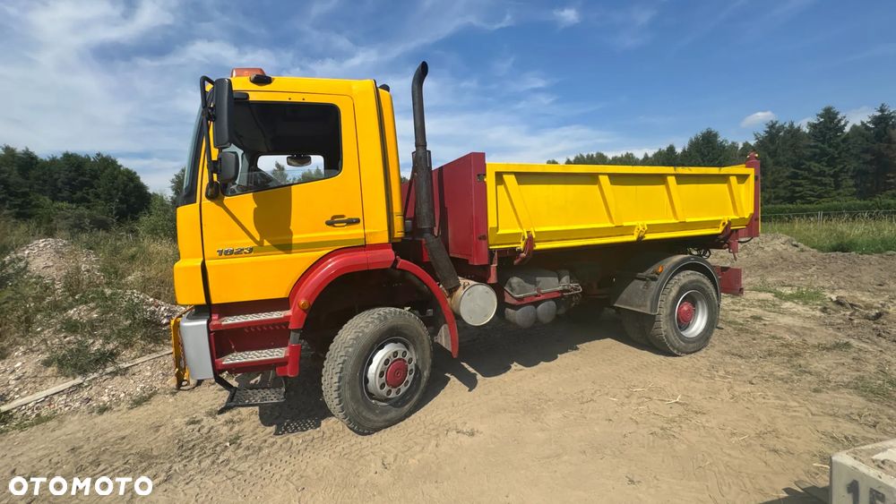Mercedes-Benz AXOR 1823 4x4 - 2
