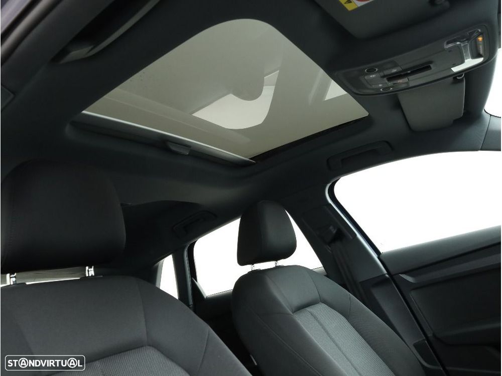 Audi A3 Sportback 30 TFSI S line - 16