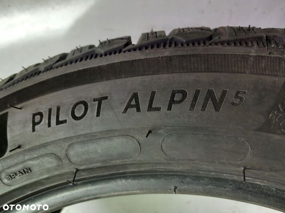 215/50R18 Michelin Pilot Alpin 5 - 5