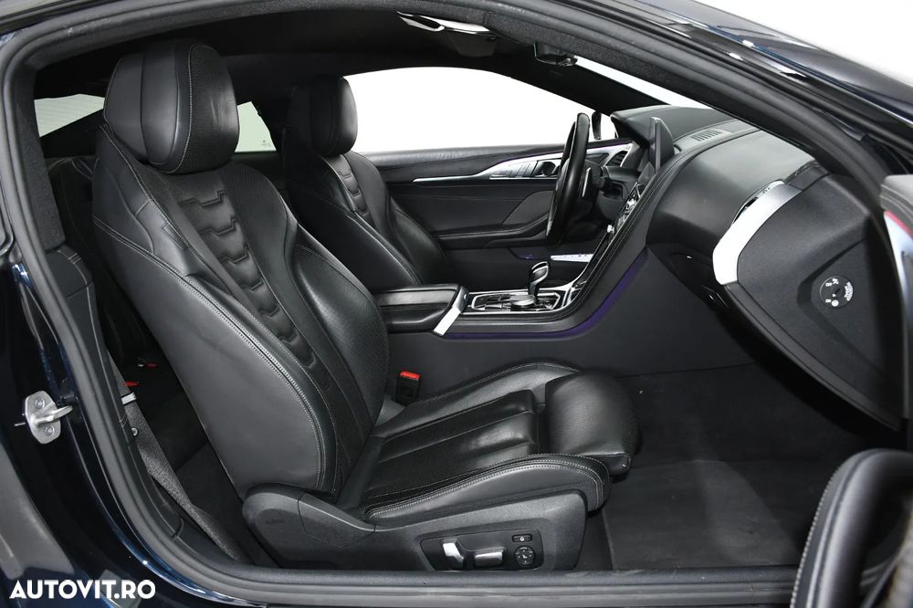 BMW M8 M850i xDrive AT - 14