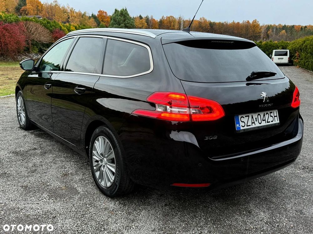 Peugeot 308 1.5 BlueHDi Active Pack Business S&S EAT8 - 4