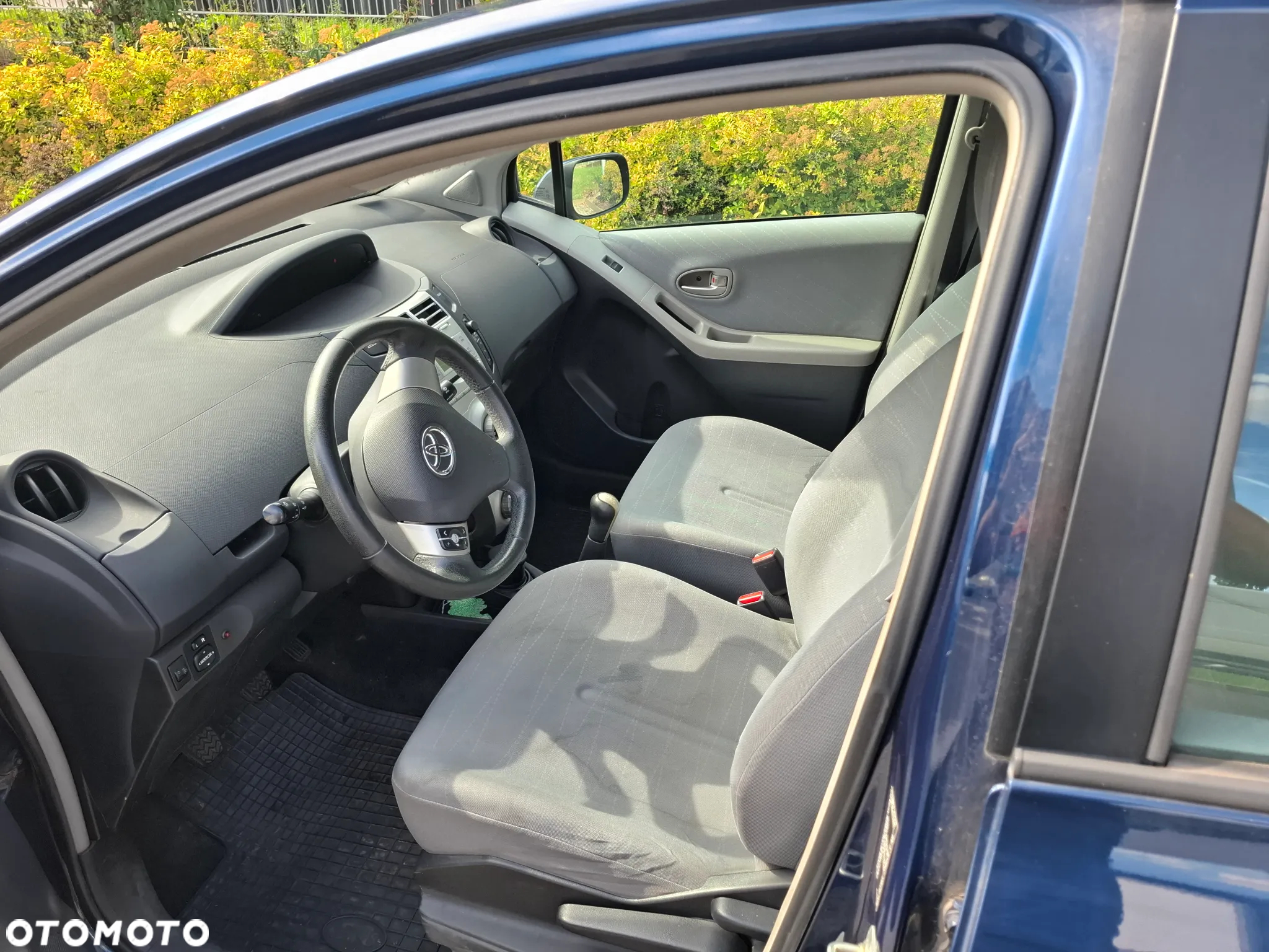 Toyota Yaris 1.3 Sol - 10