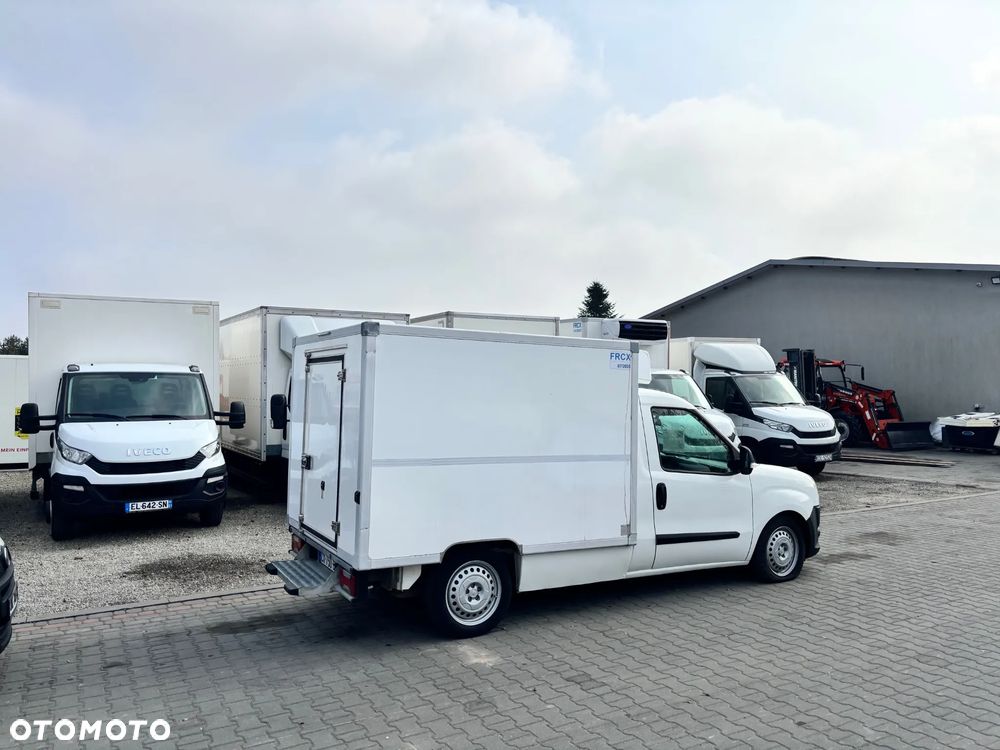 Fiat DOBLO CHŁODNIA MROZNIA KILKA SZTUK - 5