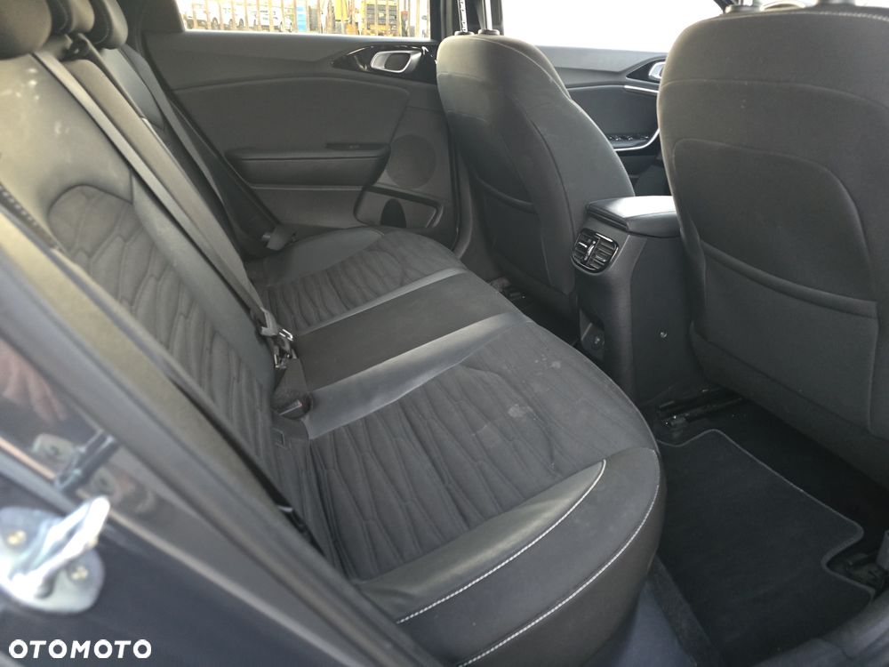 Kia ProCeed 1.5 T-GDI OPF GT LINE - 31