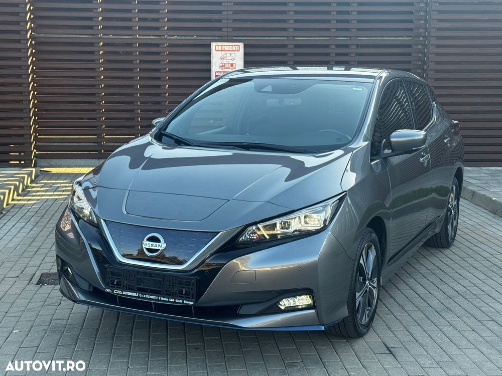 Nissan LEAF 62 kWh e+ N-Connecta - 8