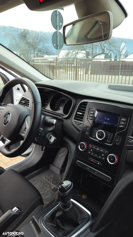 Renault Megane TCe GPF Zen - 15