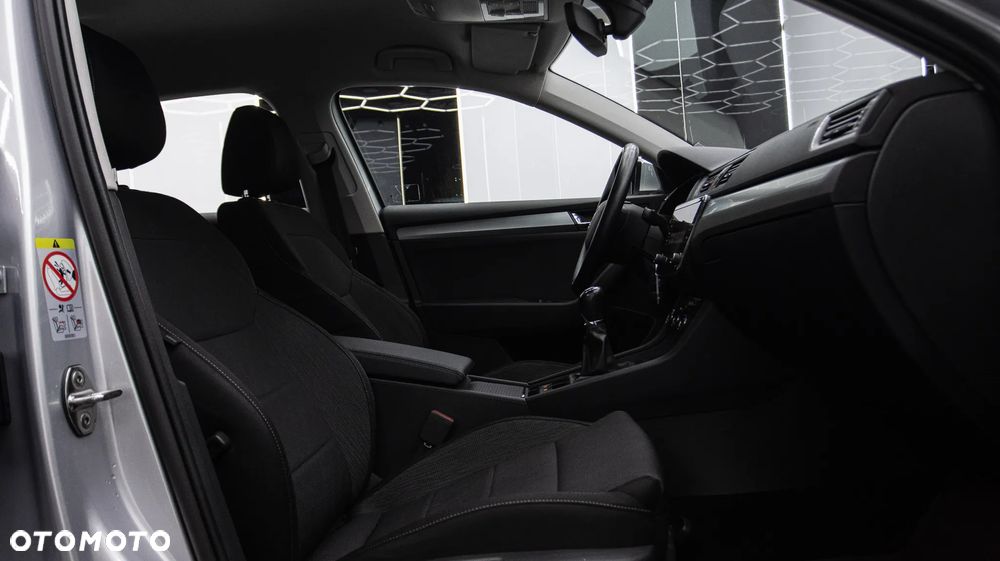 Skoda Superb 1.5 TSI ACT Ambition - 17