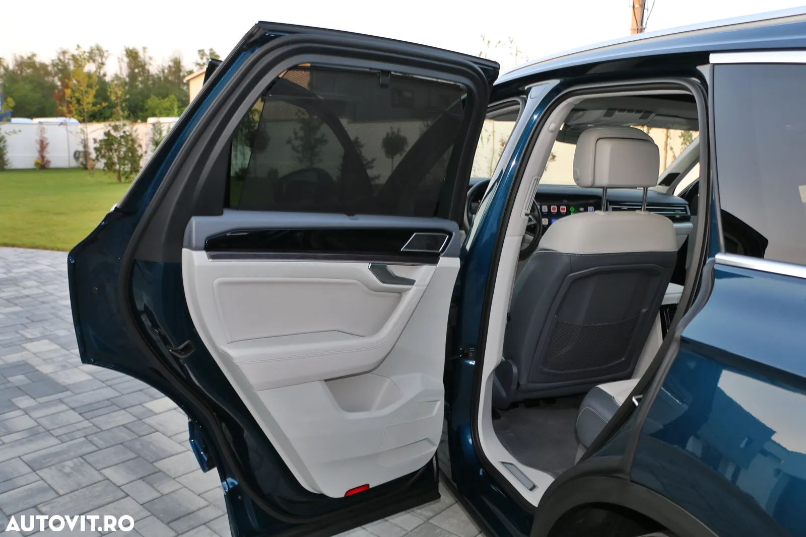 Volkswagen Touareg - 25