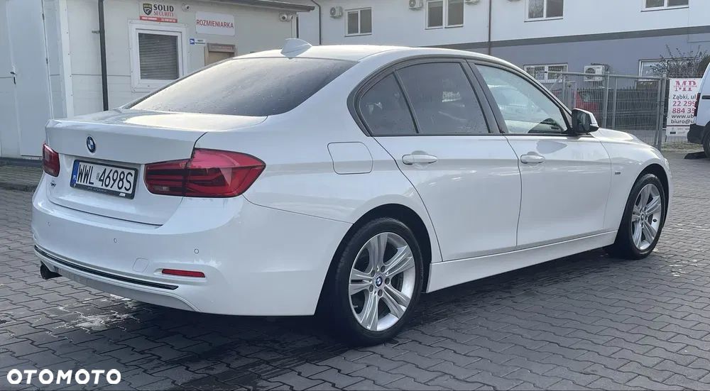 BMW Seria 3 318d Sport Line - 7