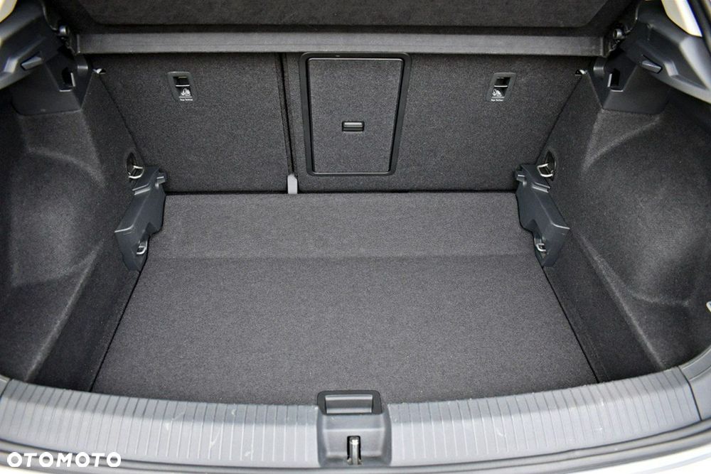 Volkswagen T-Roc 1.5 TSI Style DSG - 25