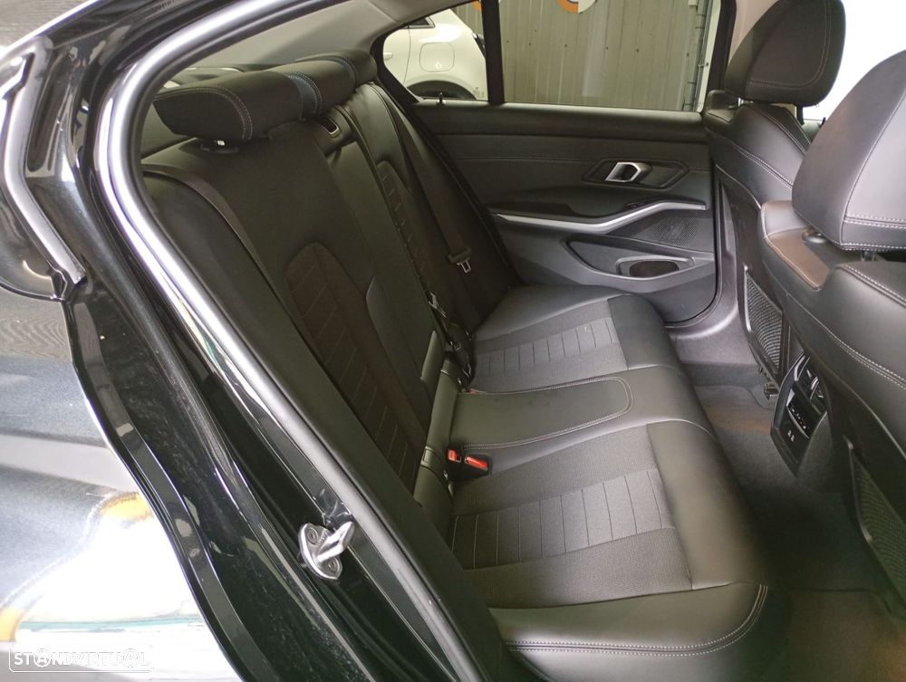 BMW 320 e Corporate Edition Auto - 12