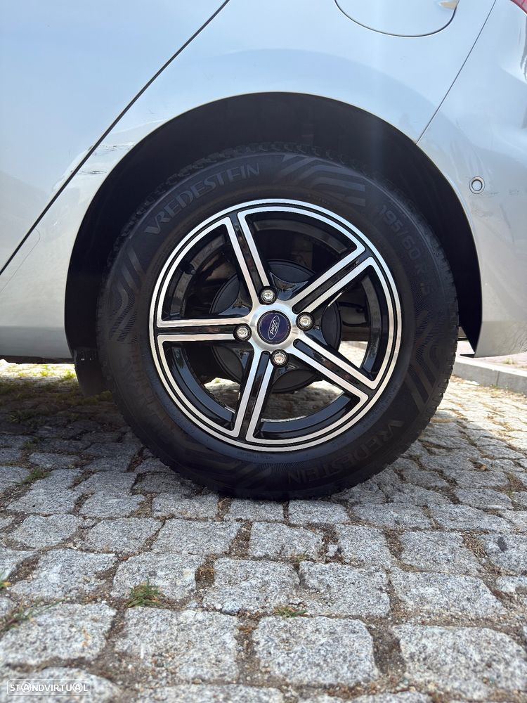 Ford Fiesta 1.0 EcoBoost Active - 8