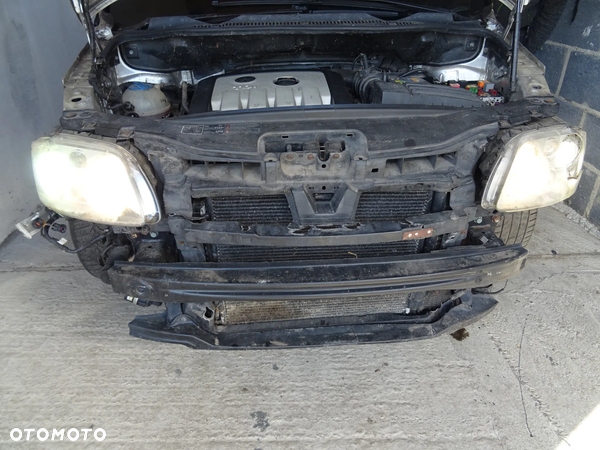 VW TOURAN LAMPY REFLEKTORY PRZEDNIE PRAWA LEWA XENON