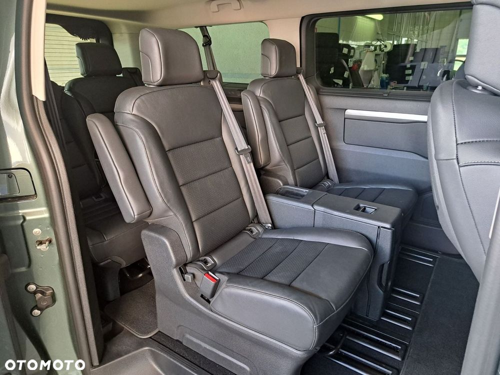 Toyota Proace Verso 2.0 D4-D Long VIP - 21