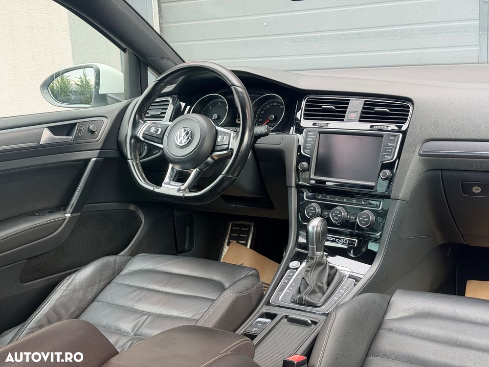 Volkswagen Golf 2.0 TDI DSG Sound - 7