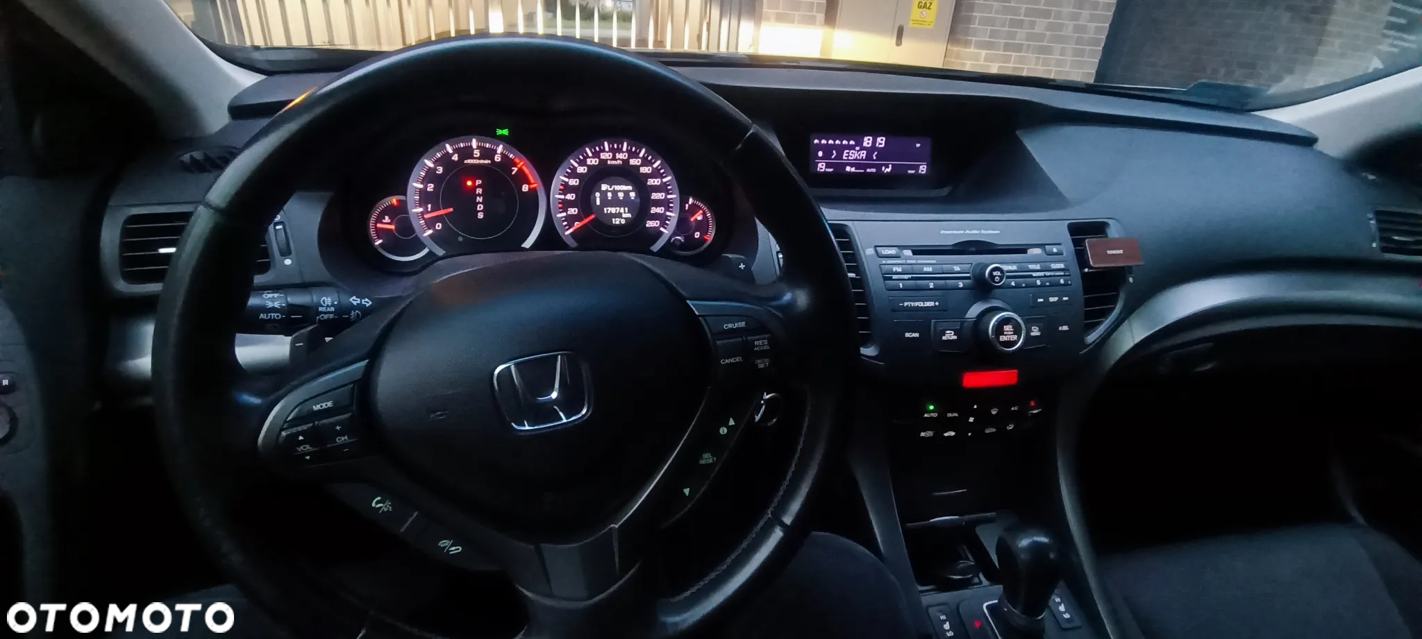 Honda Accord 2.0 Lifestyle - 12