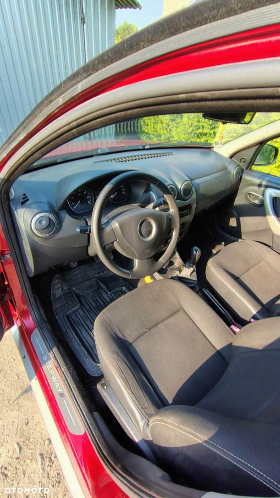 Dacia Sandero - 7