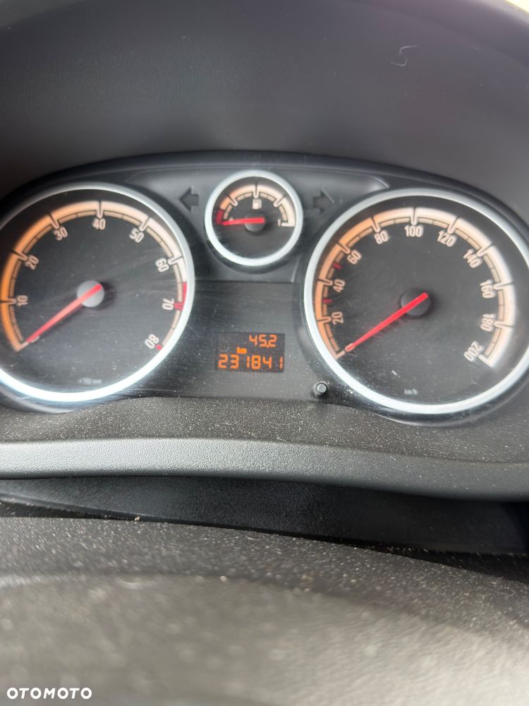Opel Corsa 1.4 16V Enjoy - 15