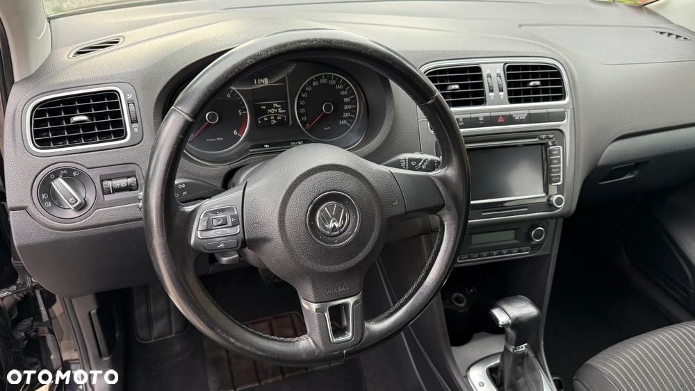 Volkswagen Polo - 17