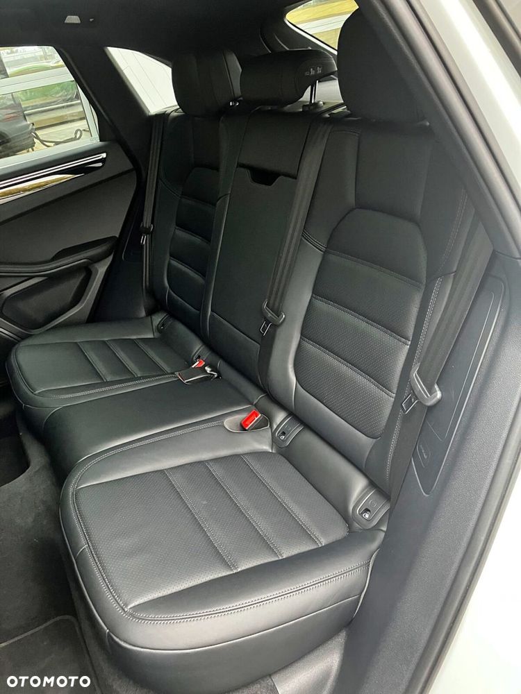 Porsche Macan - 19