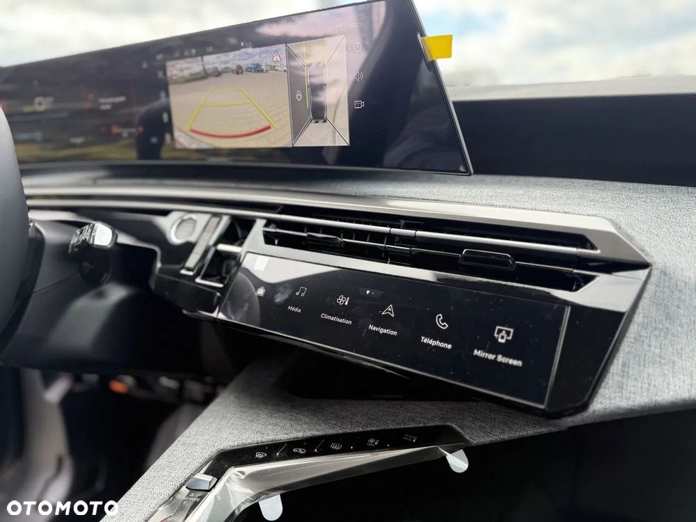 Peugeot 3008 1.6 PHEV 195 Allure S&S e-DCS7 - 20
