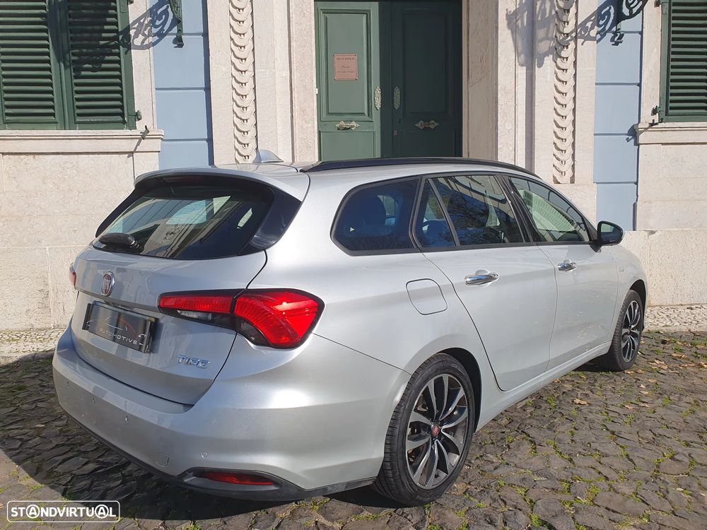 Fiat Tipo Station Wagon 1.6 M-Jet Lounge Tech J17 DCT - 6