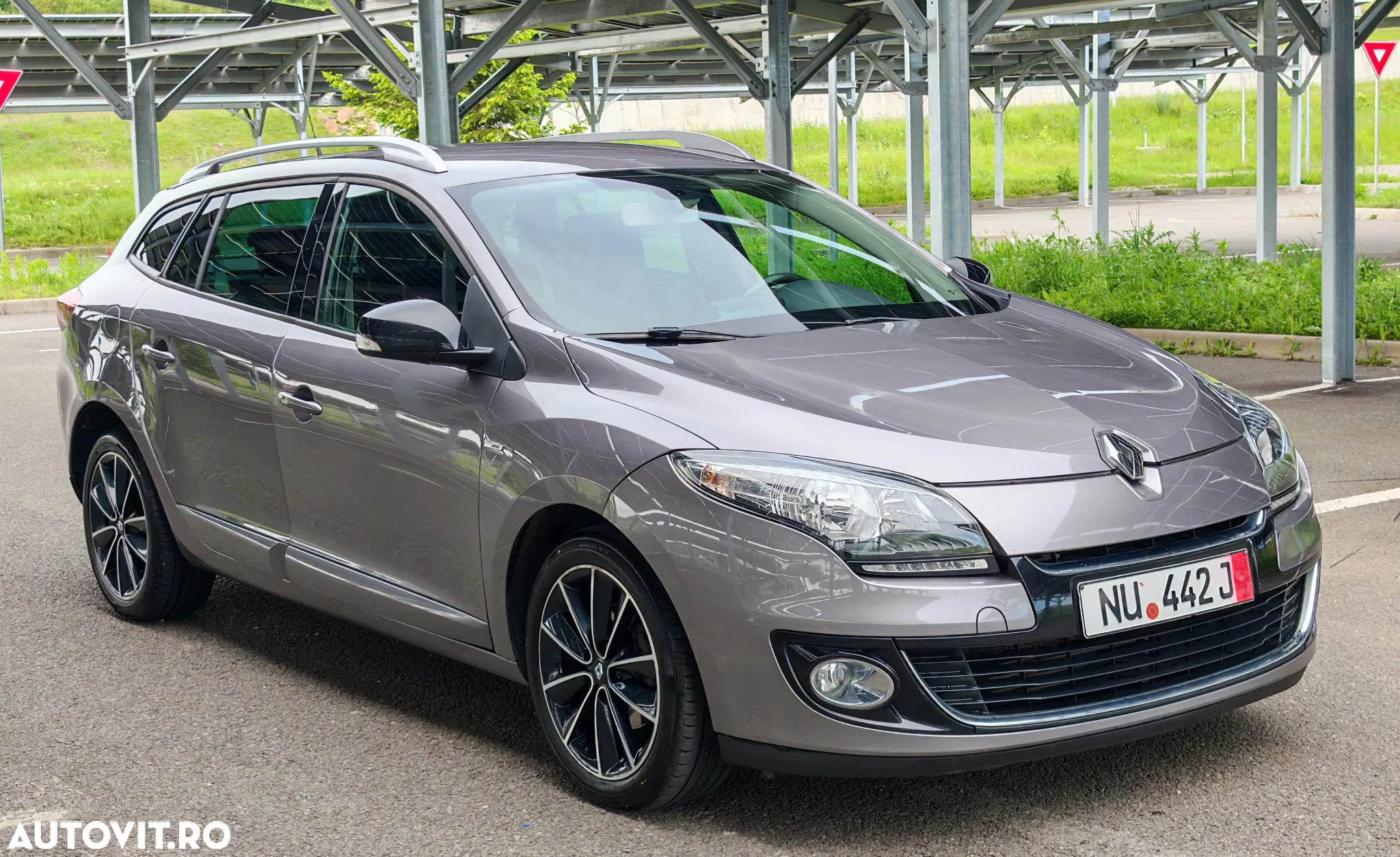 Renault Megane ENERGY dCi 130 BOSE EDITION - 23