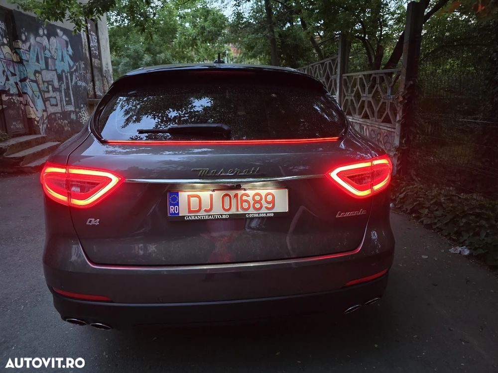 Maserati Levante Q4 Diesel GranLusso - 12