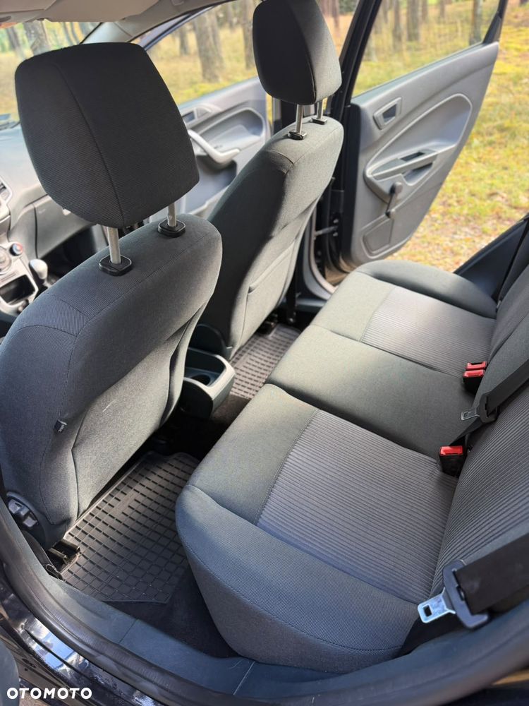 Ford Fiesta - 17