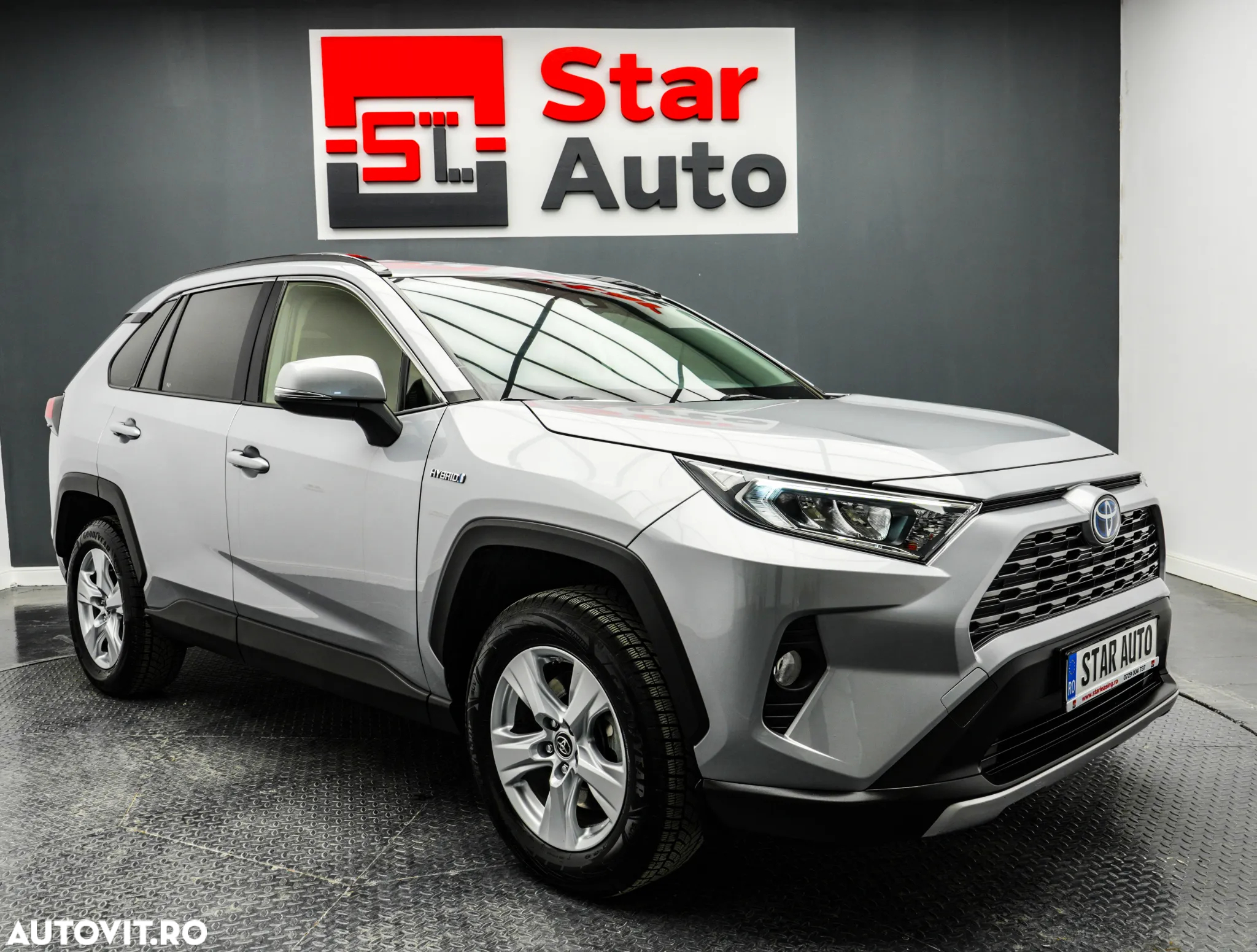 Toyota RAV4 2.5 Hybrid VVT-iE 4x2 Dynamic - 4