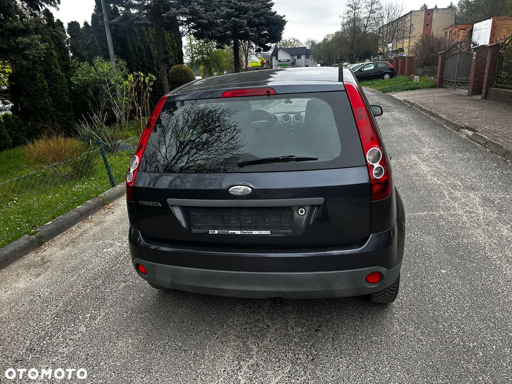 Ford Fiesta - 9