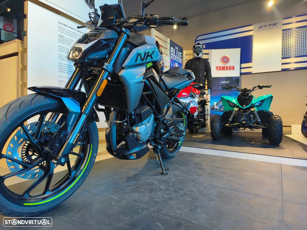 CF Moto 300NK - 4